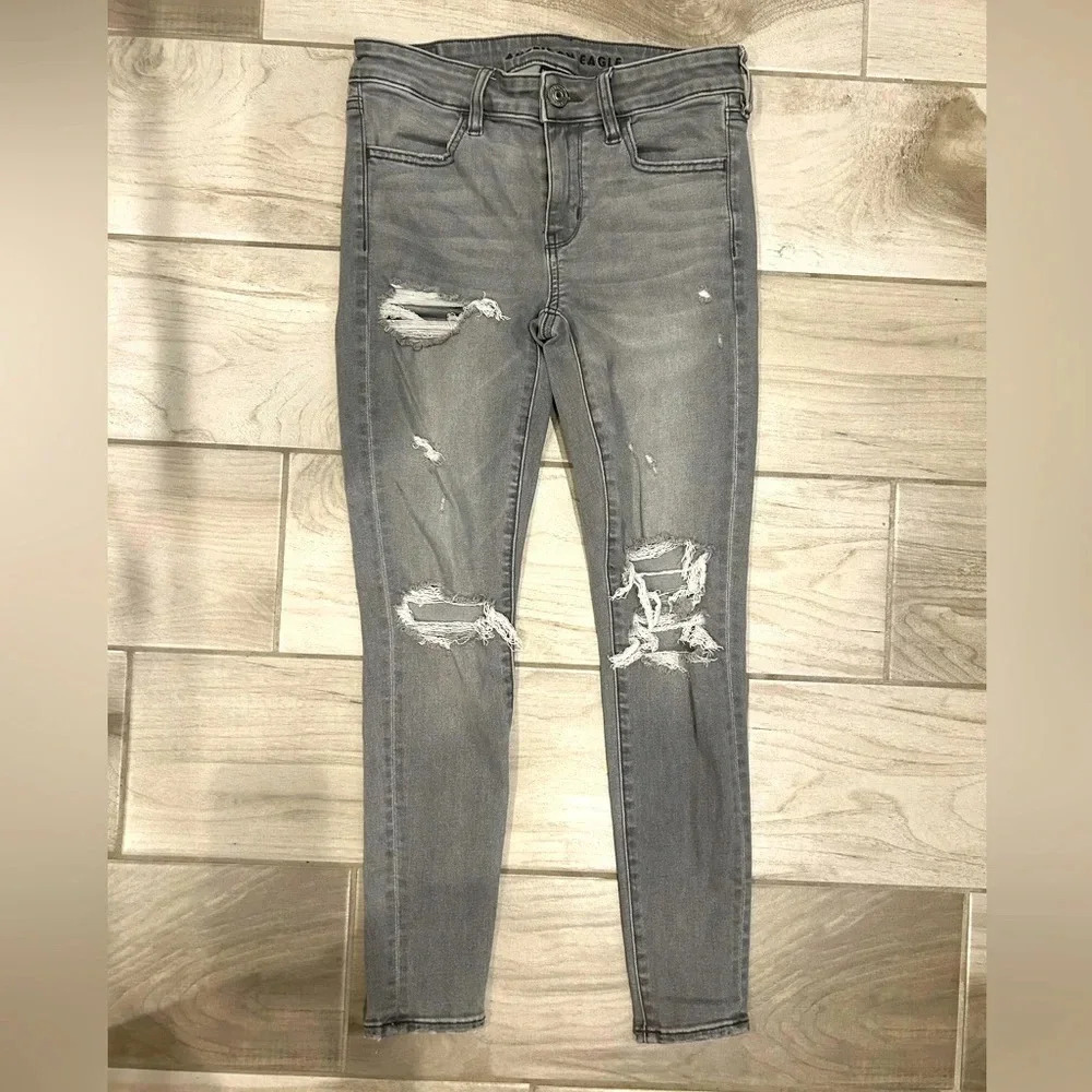 American Eagle Outfitters Gray Ripped Jeggings
